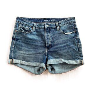 Old Navy High Rise OG Straight Button-Down Jean Shorts | 16
